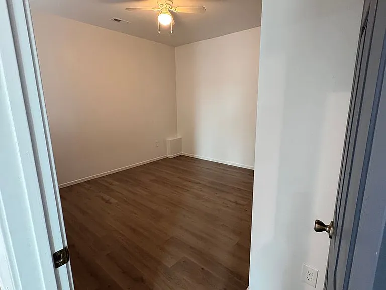 2390 Cascade St — Photo 21