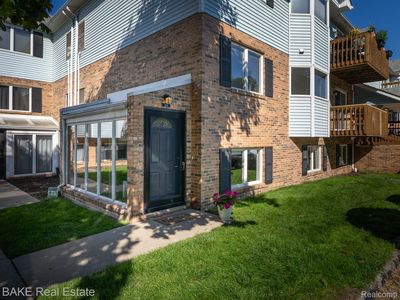 134 Pinewood Dr, Plymouth, MI, 48170