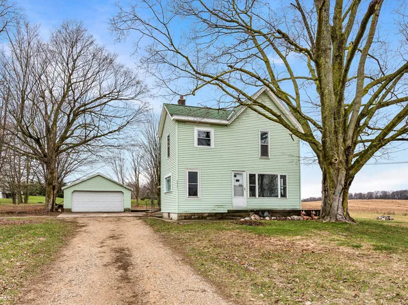 8991 Alpine Ave NW, Sparta, MI 49345