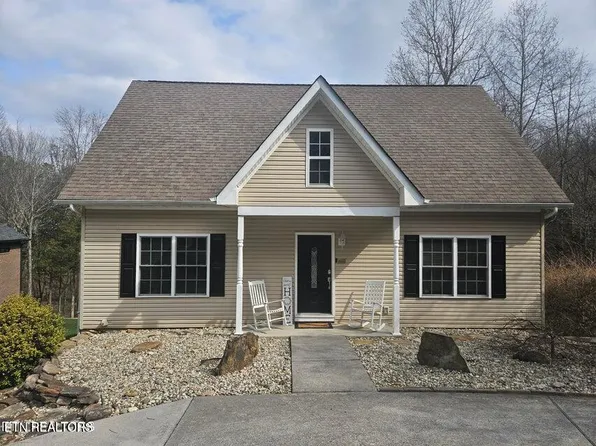 210 Wahuhu Ln, Loudon, TN 37774