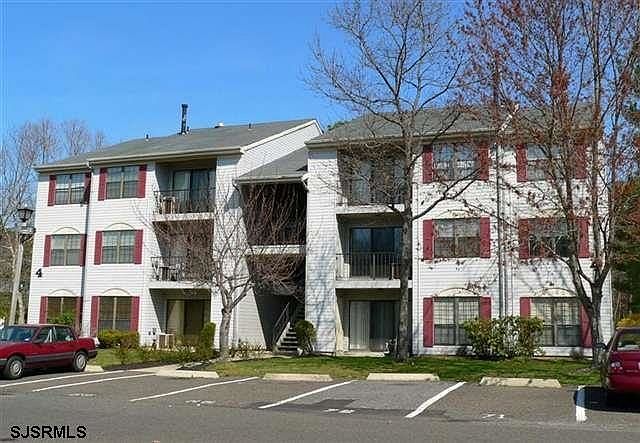 2nd image of 31 Federal Ct #201