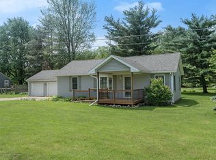 2198 Vandekarr Rd, Owosso, MI 48867
