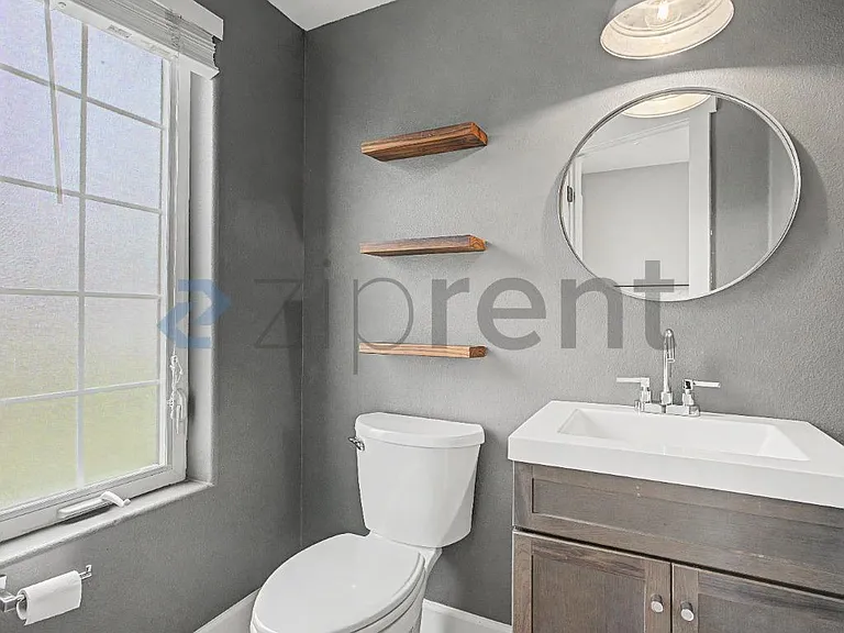 19719 Nevin Ct — Photo 17