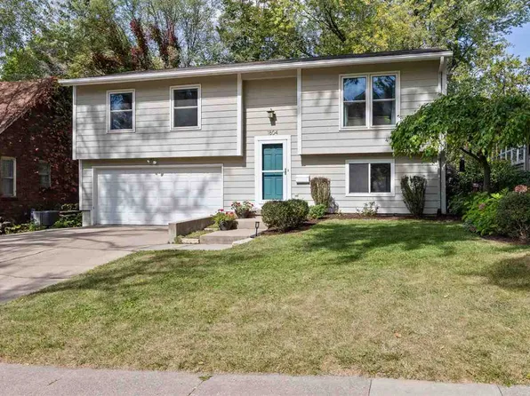 1804 Morningside Dr, Iowa City, IA 52245