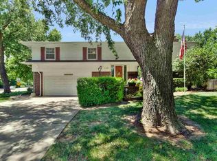 1113 N Armstrong Ave, Derby, KS 67037