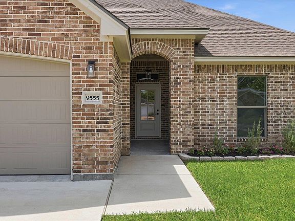 2nd image of 9555 Landis Dr