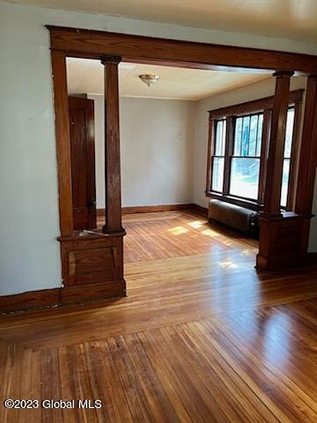 5th image of 143 Elmer Avenue
