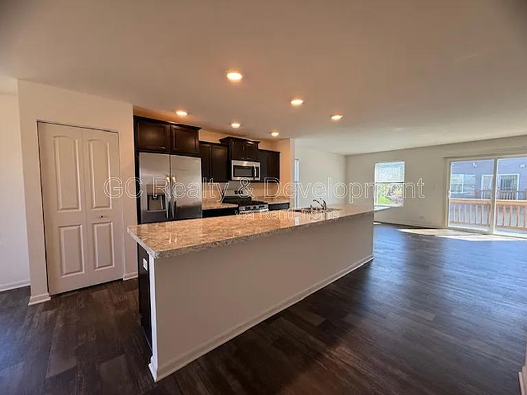 2372 Upland Rd — Photo 9
