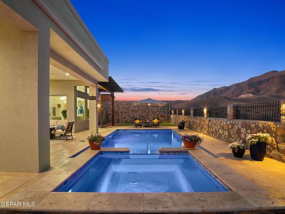 3rd image of 1361 Desert Night St