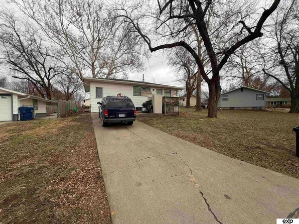 1015 Q St, Auburn, NE 68305