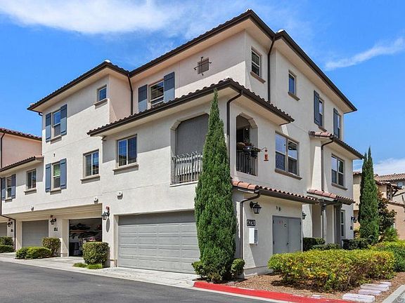 3rd image of 4374 Nautilus Way Unit 1