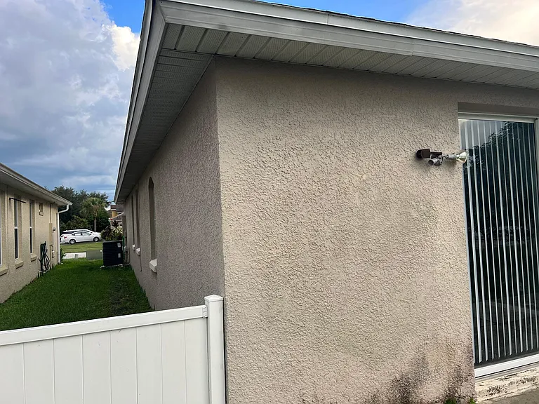 710 Lake Biscayne Way — Photo 35