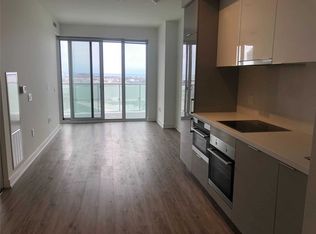 15 Queens Quay E #2201, Toronto, ON M5E 0A4