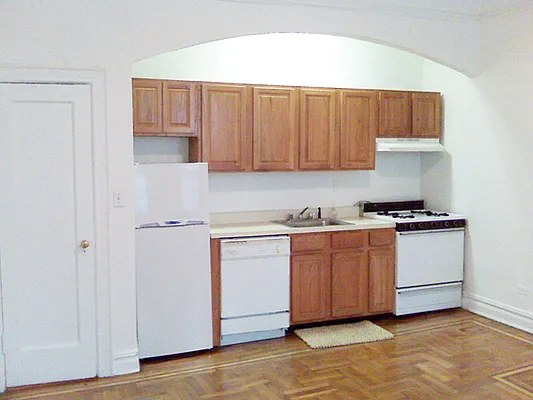 Rented by Brown Harris Stevens | media 16