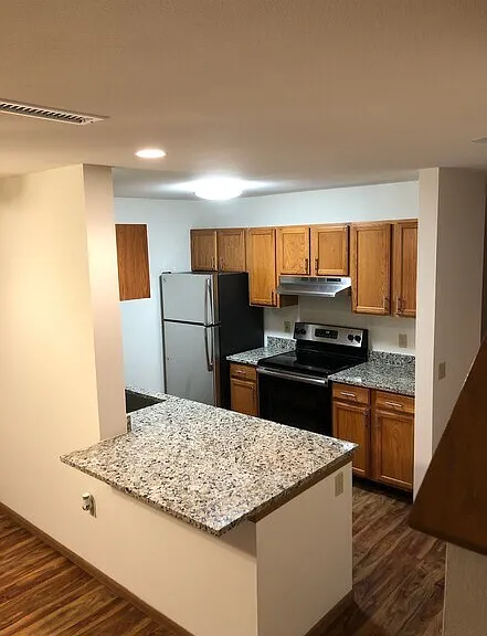 360 Prairie Way Blvd — Photo 3