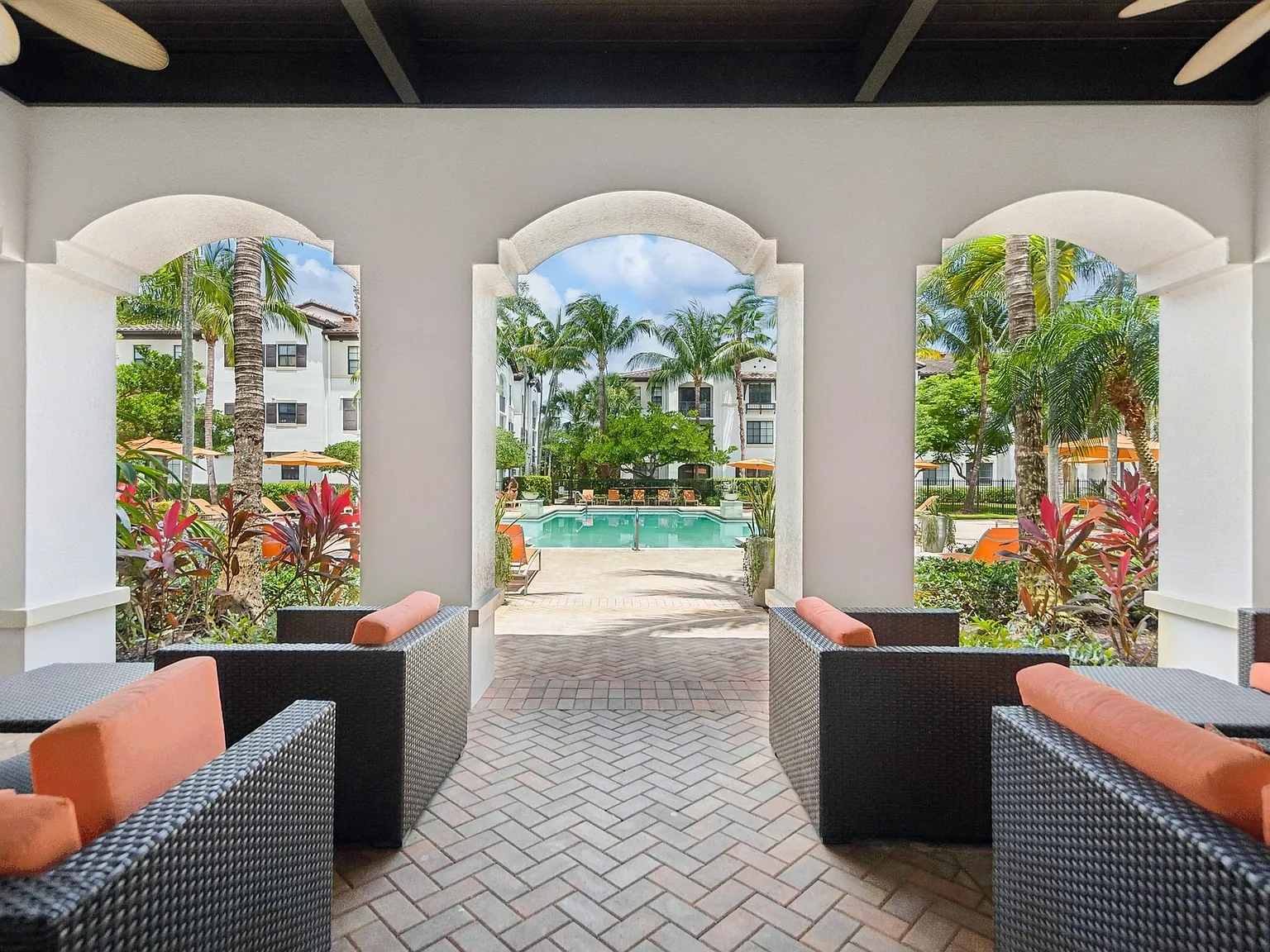 AMLI Toscana Place — Photo 4
