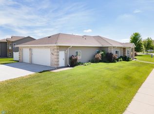 4396 45th Ave S, Fargo, ND 58104