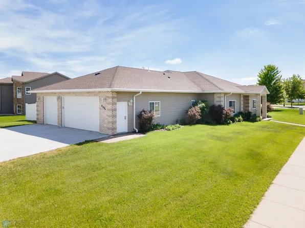 4396 45th Ave S, Fargo, ND 58104