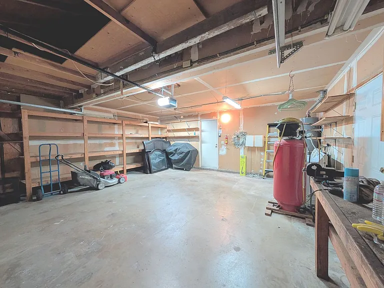 10988 Mira River Ct — Photo 33