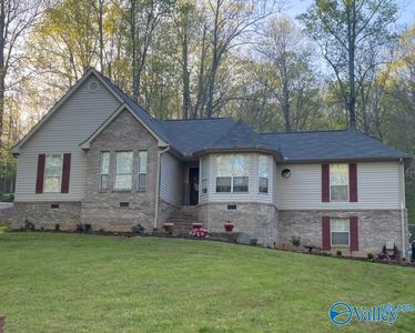 737 Lake Hills Dr, Trenton, GA, 30752