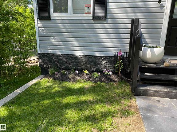 3rd image of 633 Lakeside Point E