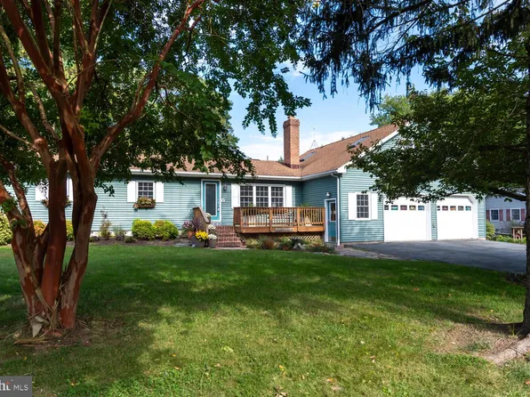 706 Victoria Dr, Stevensville, MD 21666