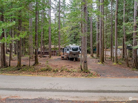 2nd image of 141 N Duckabush Drive W