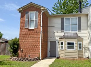 806 Hillsboro Ln, Helena, AL 35080