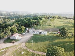 27196 Farm Road 2120, Aurora, MO 65624