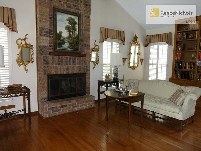 Great room with vaulted ceiling