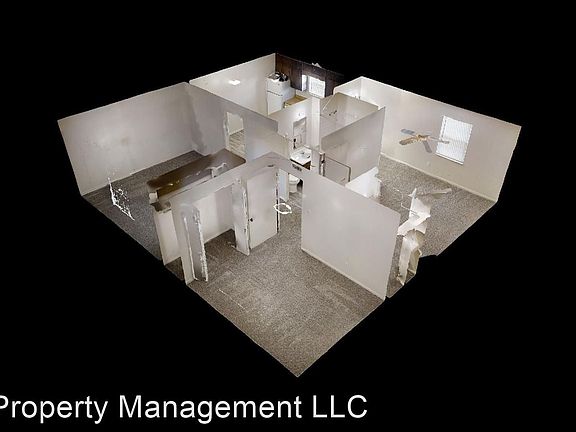 3rd image of 128 Lynnwood Dr APT 13