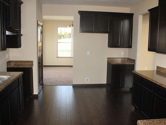 2nd image of 156 Preston Trails