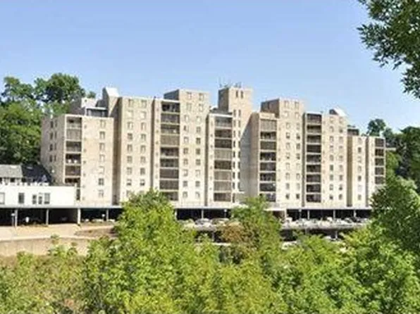 2120 Greentree Rd #14E, Pittsburgh, PA 15220