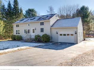 152 Yarmouth Rd, Gray, ME 04039