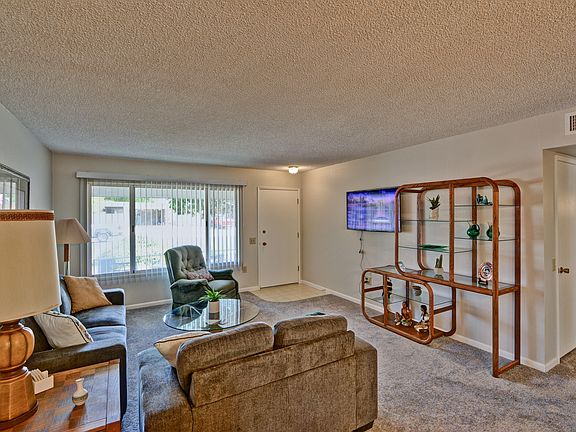 5th image of 9815 W Redwood Dr