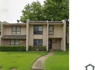 322 Arborview Dr, Garland, TX 75043