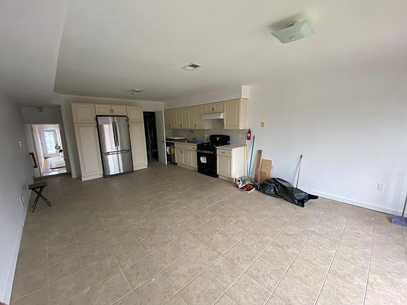 5th image of 481 N Fr Capodanno Blvd