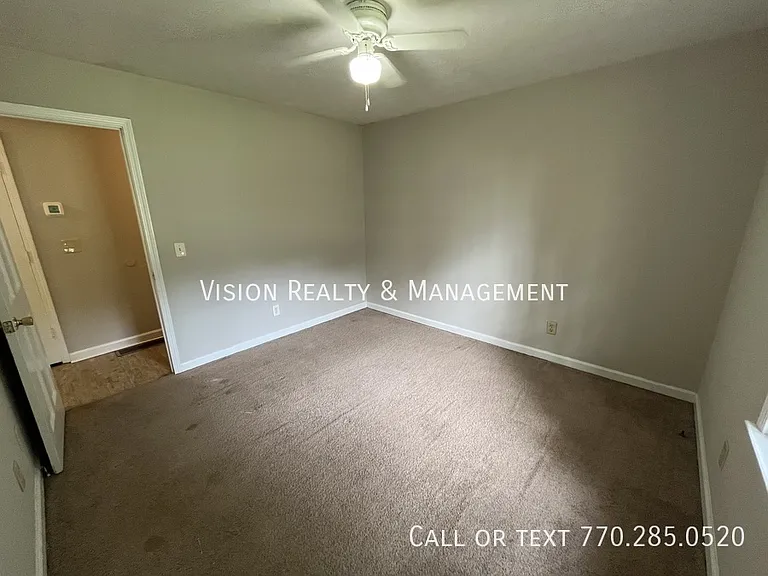 55 S Greenwood Dr — Photo 14