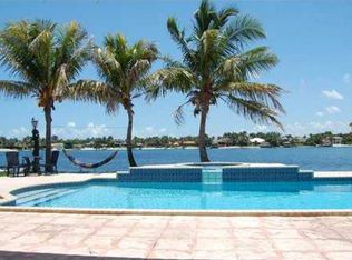 9310 SW 136th St, Miami, FL 33176