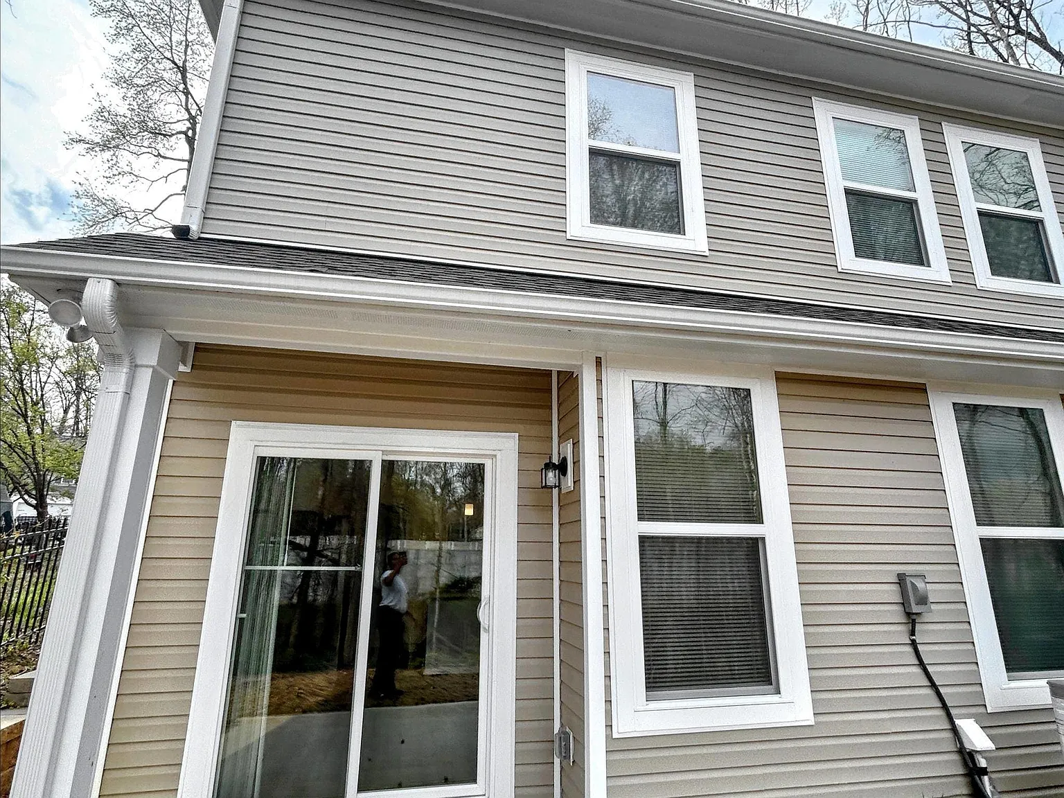 3 bed, 2.5 bath, 1485 sqft, $1,795 — Photo 1
