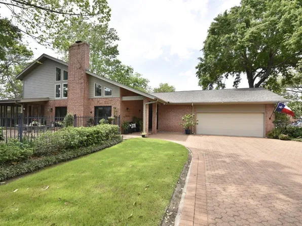 904 Winston Dr, Richmond, TX 77469