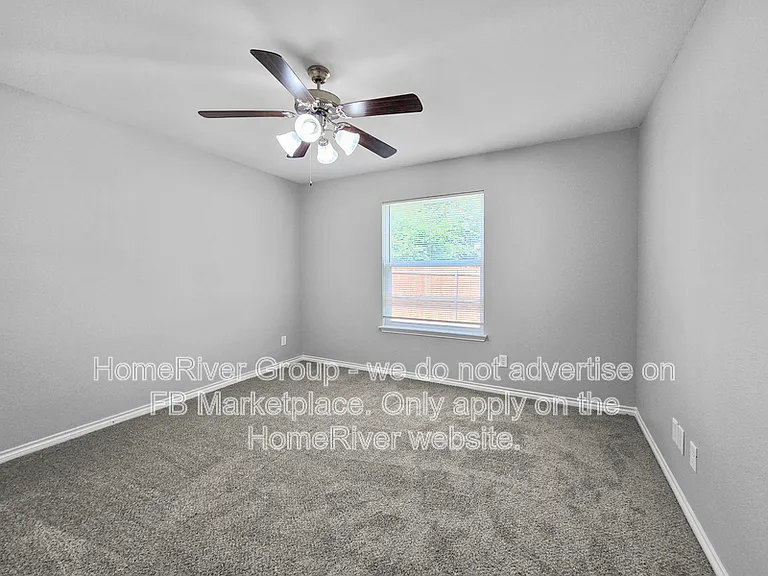 1332 Driess St — Photo 7