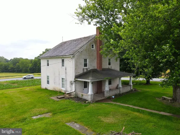 180 Range Rd, Mount Joy, PA 17552