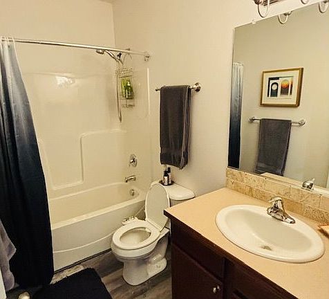 3rd image of 5367 Elk Ridge Dr