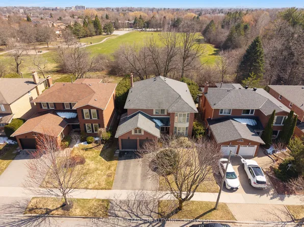 53 Smithy St, Markham, ON L3P 6M7