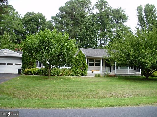 1st image of 1901 Hambrooks Blvd