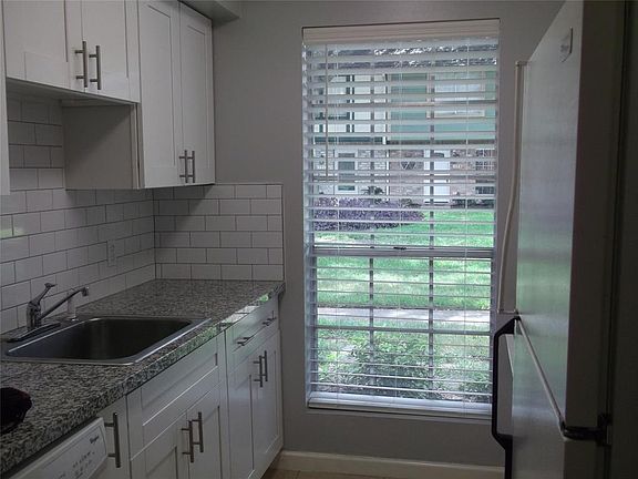 4th image of 11002 Hammerly Blvd APT 137