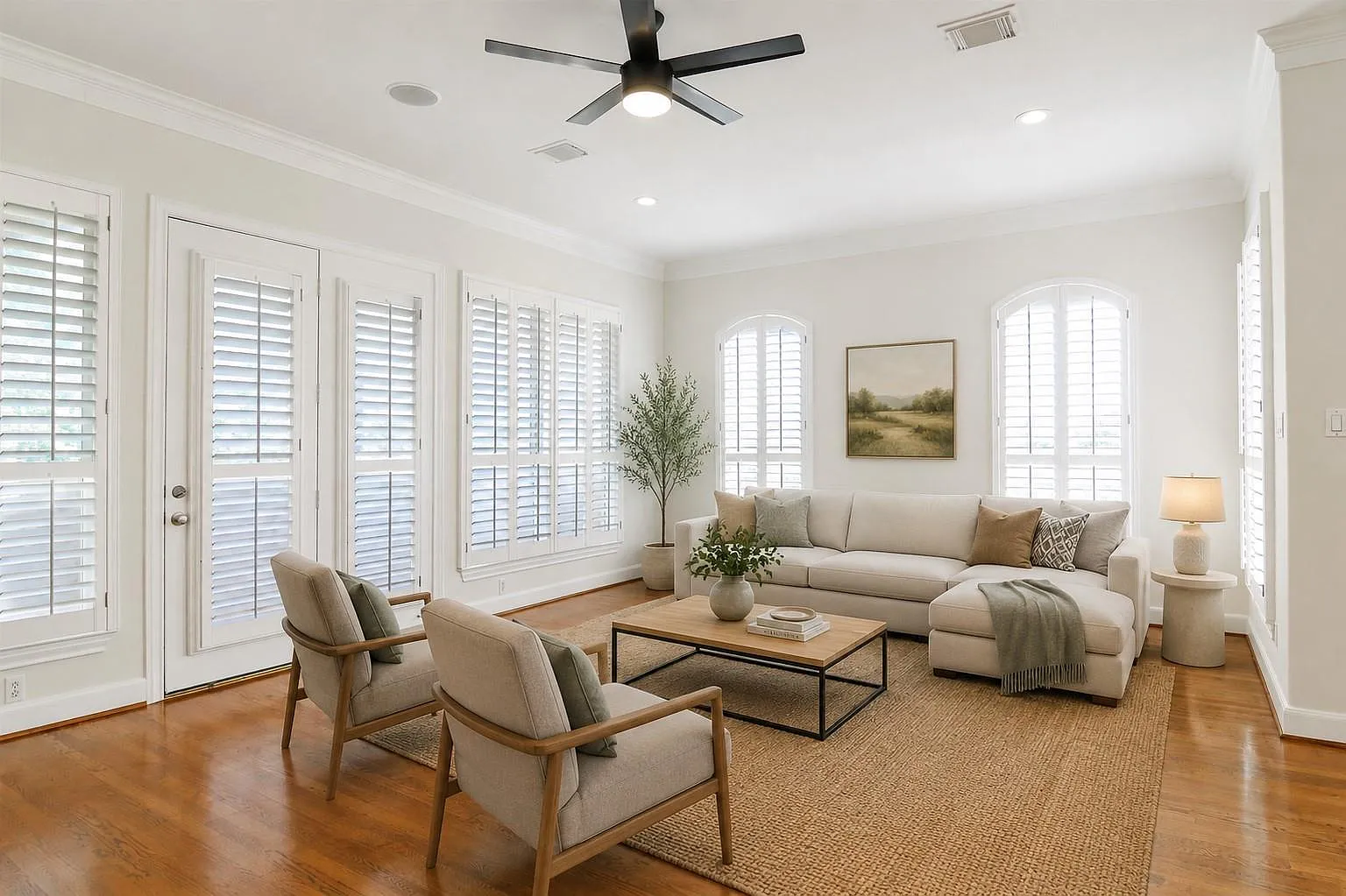 3 bed, 2.5 bath, 2885 sqft, $4,175 — Photo 4