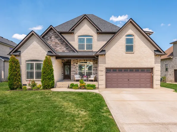5033 Lady Thatcher Dr, Murfreesboro, TN 37129