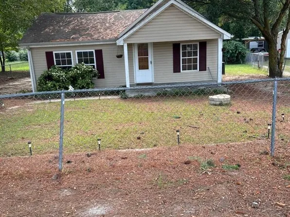 142 School Street, Rockingham, NC 28379